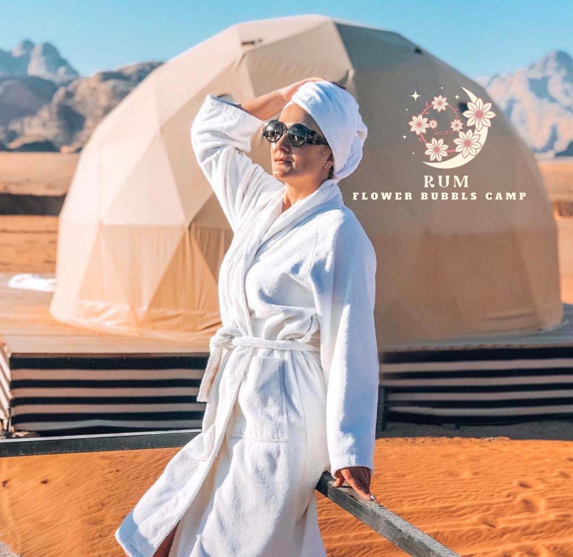 Rum Flower Bubbles Luxury Camp Wadi Rum Extérieur photo